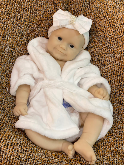 20 inch full body silicone Maddie unpainted silicone baby doll