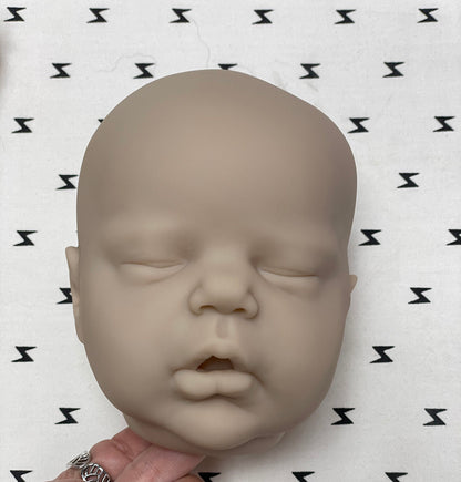 18-20 Inch Reborn Baby Girl Unpainted And Painted Unassembled DIY Doll Parts