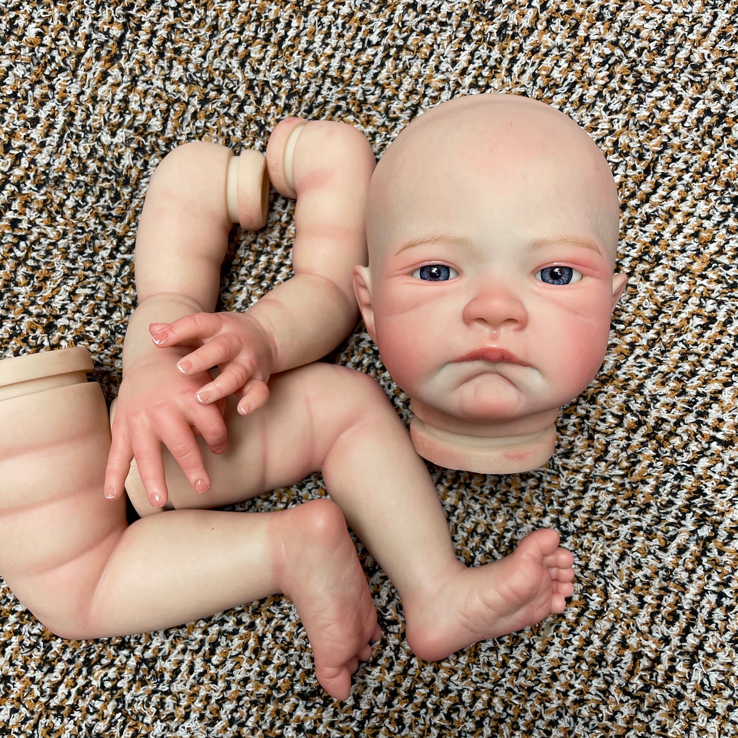 Sweet Baby Toddler 18-20 Inch Unassembled Reborn Kits Hand-detailed Lifelike Facial Features