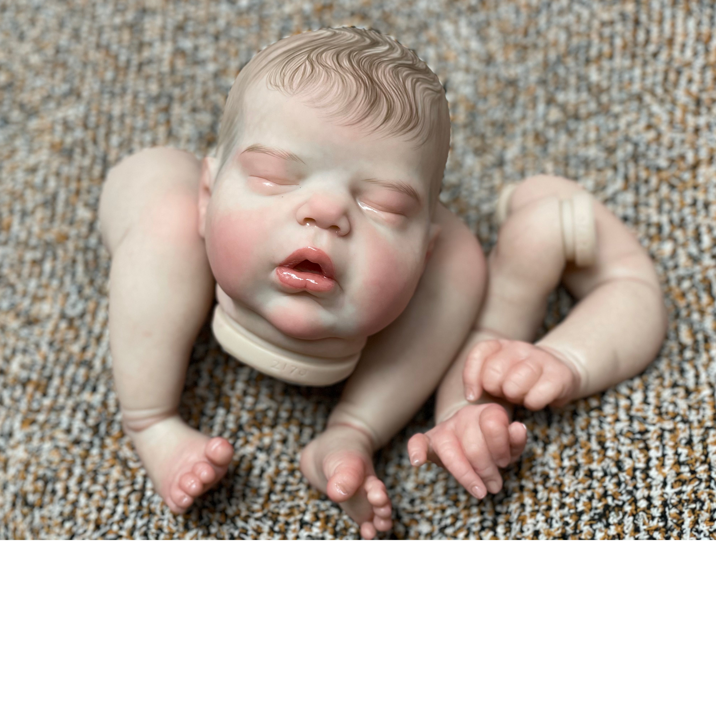 18-20 Asleep Reborn Baby Kits Handmade Realistic Newborn Doll Unassamebled Parts For Children's Playing