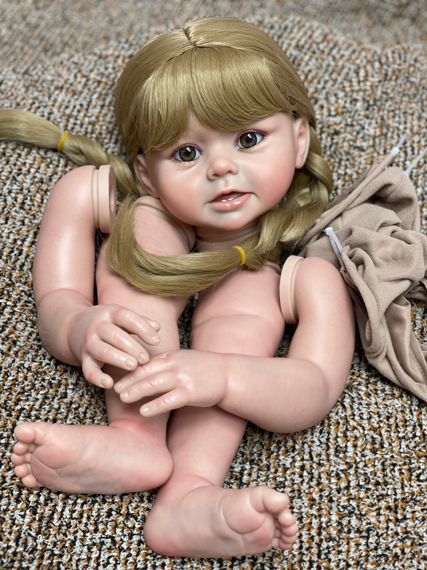 26 Inch Superior Quality Reborn Doll Kits Lifelike DIY Toy With Hand Painted 3D Skin For Playing