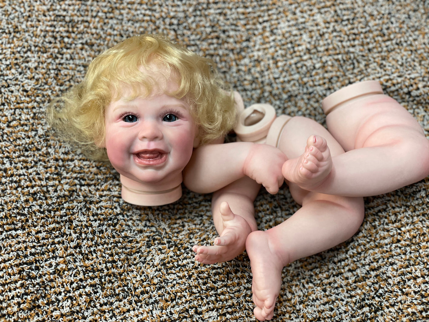 Reborn Baby Doll DIY Kits 18-20 Inch Adorable Unfinished Bonecas Parts By Skilled Artist With Fine Design