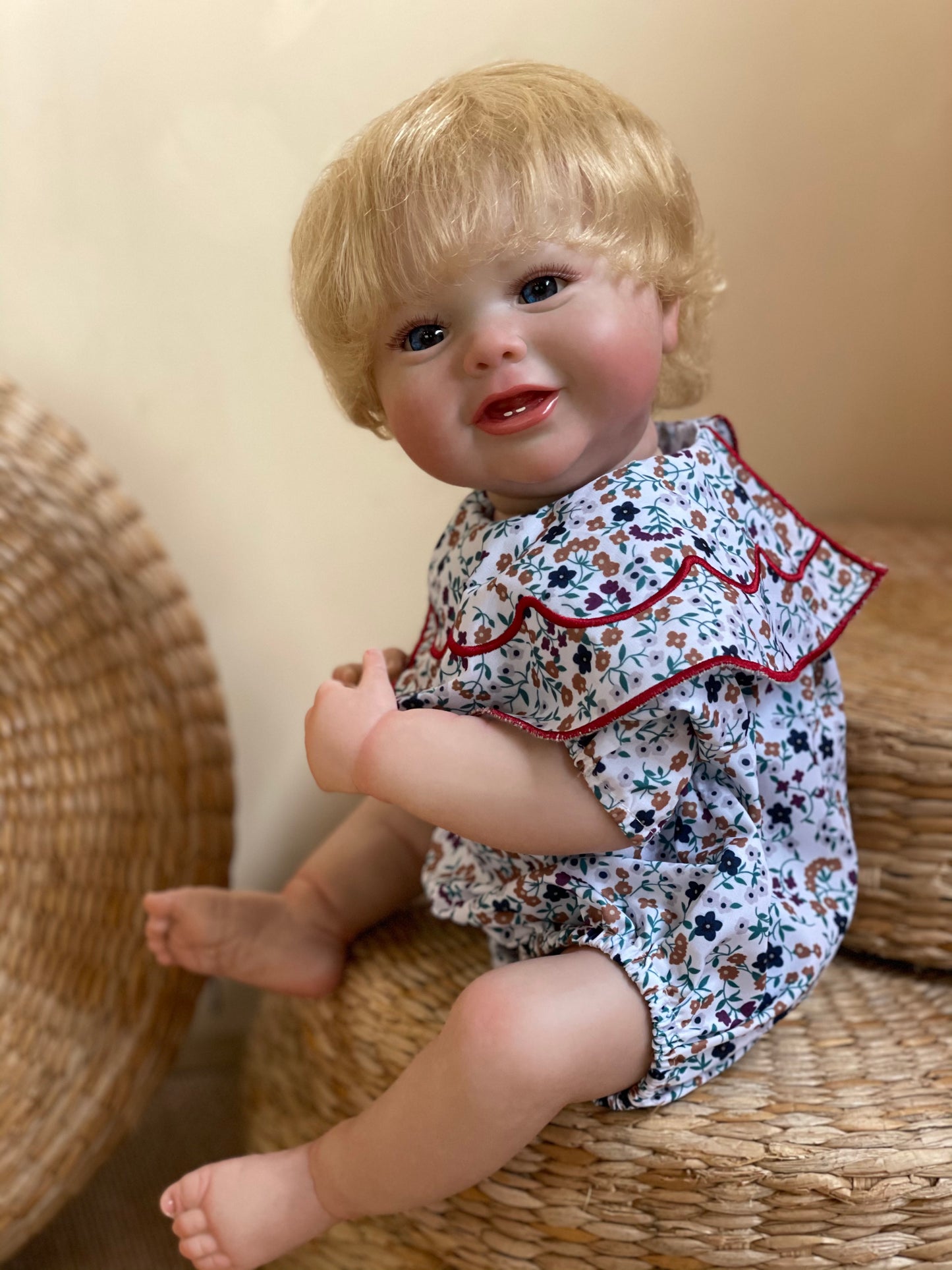 Smiling Reborn Bebe Kodi Full Body Vinyl Hand-detailed 3D Skin Texture With Visible Veins For Families' Gift