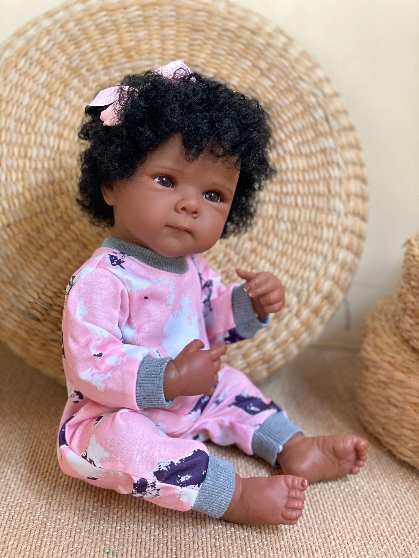 18 Inch Cool Dark Skin Bettie Full Vinyl Bebe Doll Hand-worked Lifelike Skin Details With Rooted Curly Hair Reborn Toddler