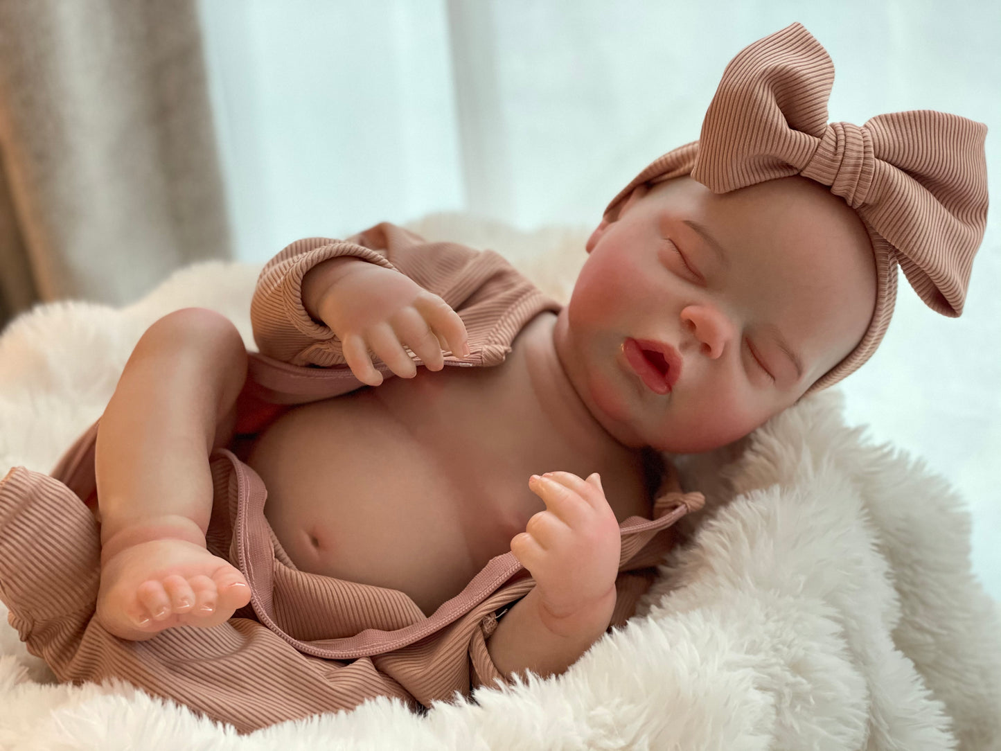 18 Inch Sleeping Baby Doll Hand-painted Skin Texture With Authentic Appearance Reborn Toddler